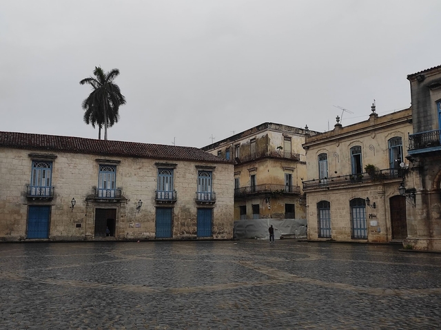 hav-havana-cathedralcard-img
