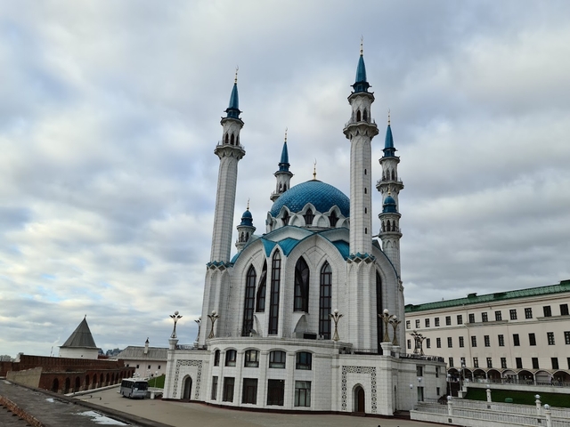 kzn-kazan-kremlincard-img