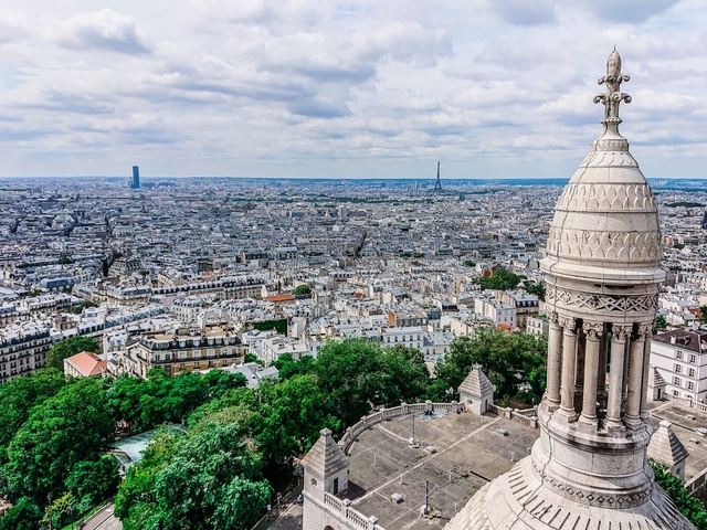 par-montmartrecard-img