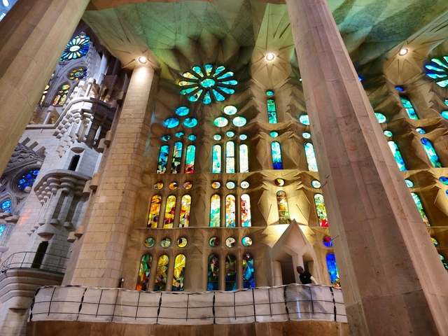 bcn-sagrada-familiacard-img