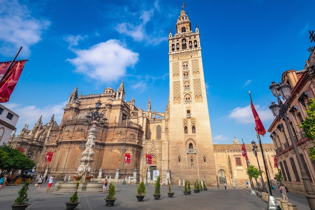 svq-seville-cathedralcard-img