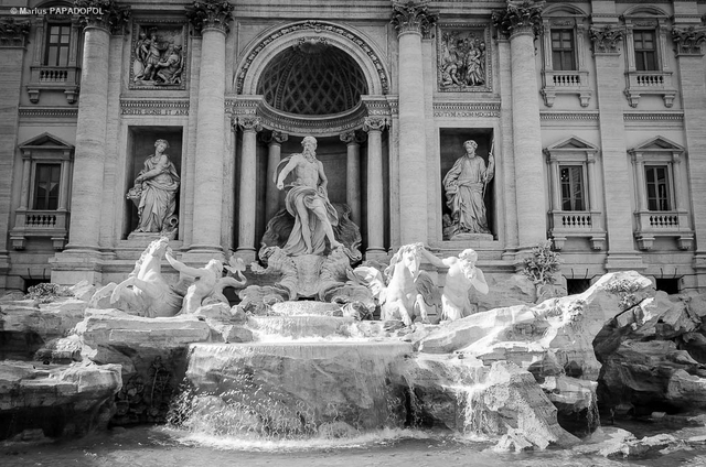 rom-trevi-fountaincard-img