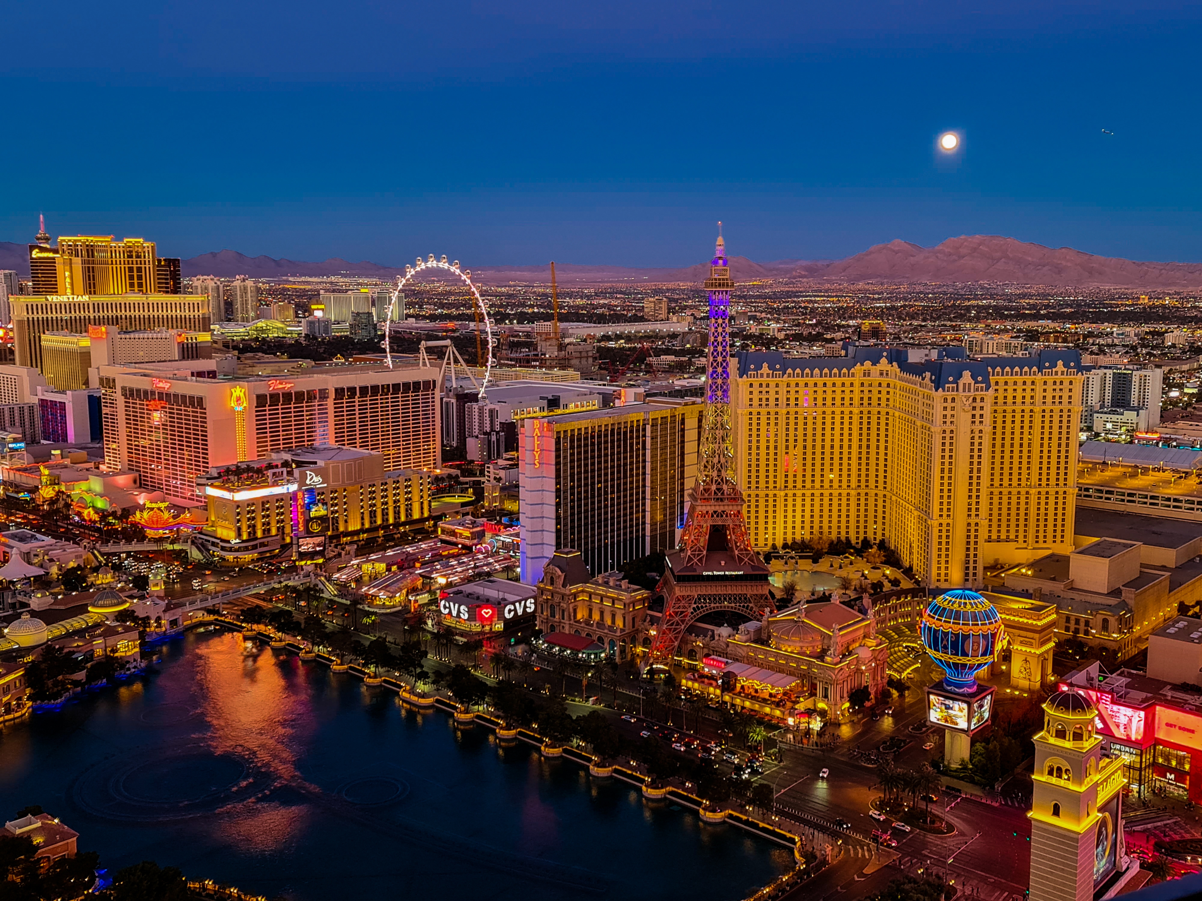 Los Angeles-Las Vegas-main-image
