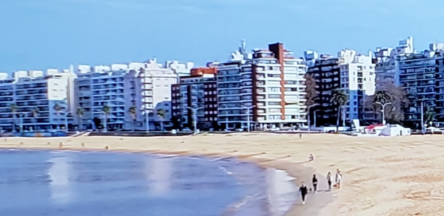 Quito-Montevideo-main-image