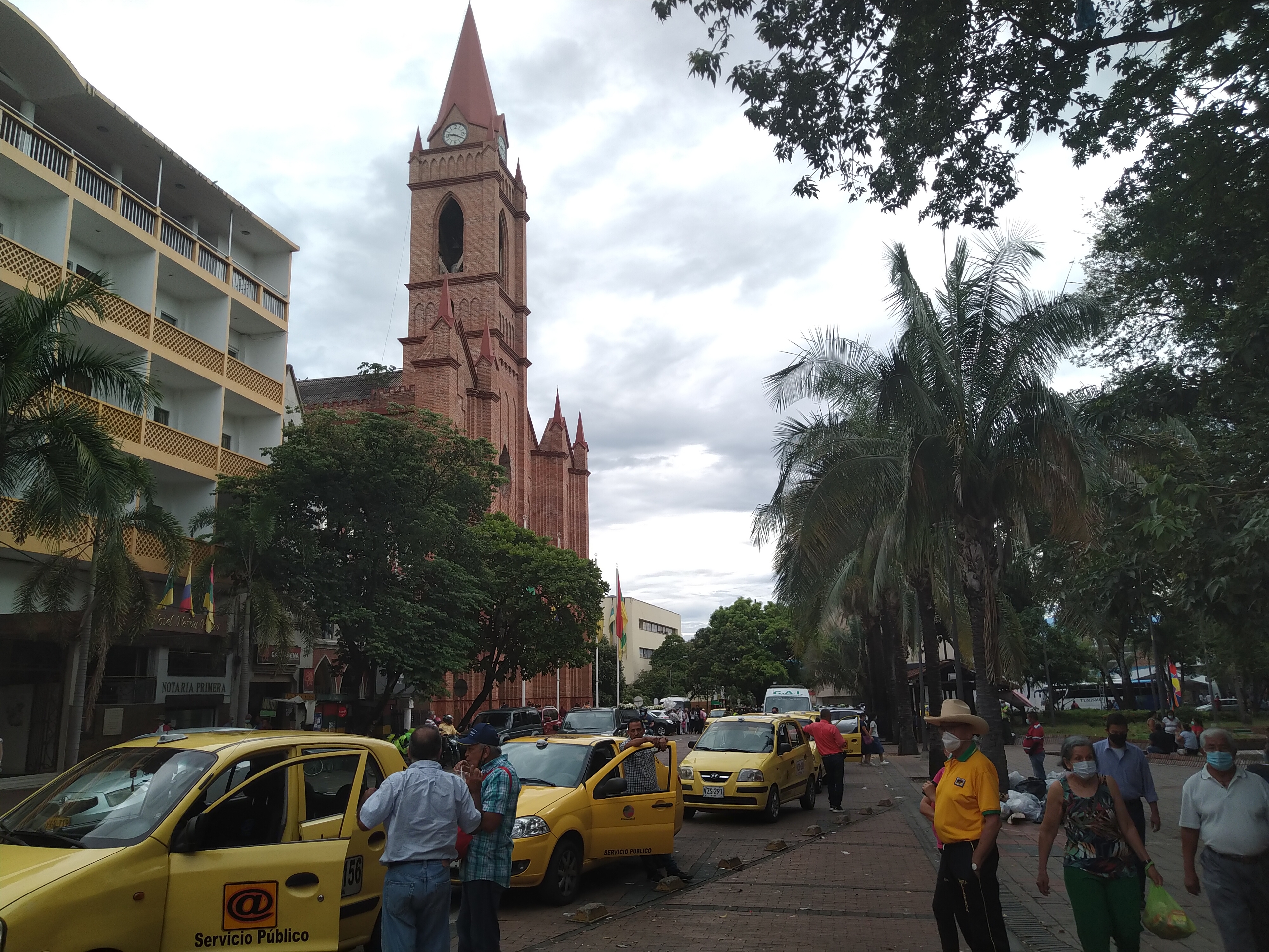 Pereira-Neiva-main-image