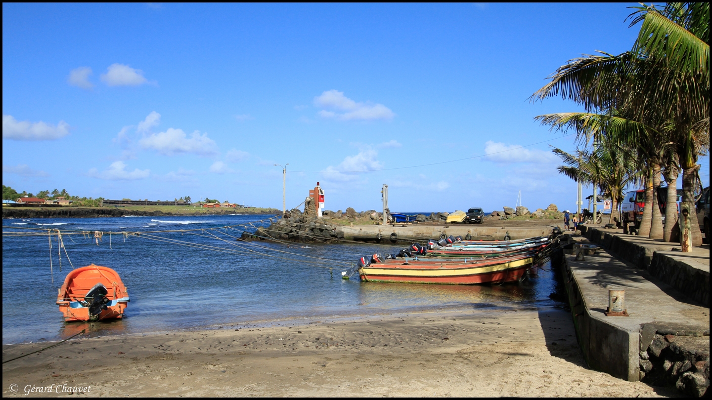 Santiago-Easter Island-main-image