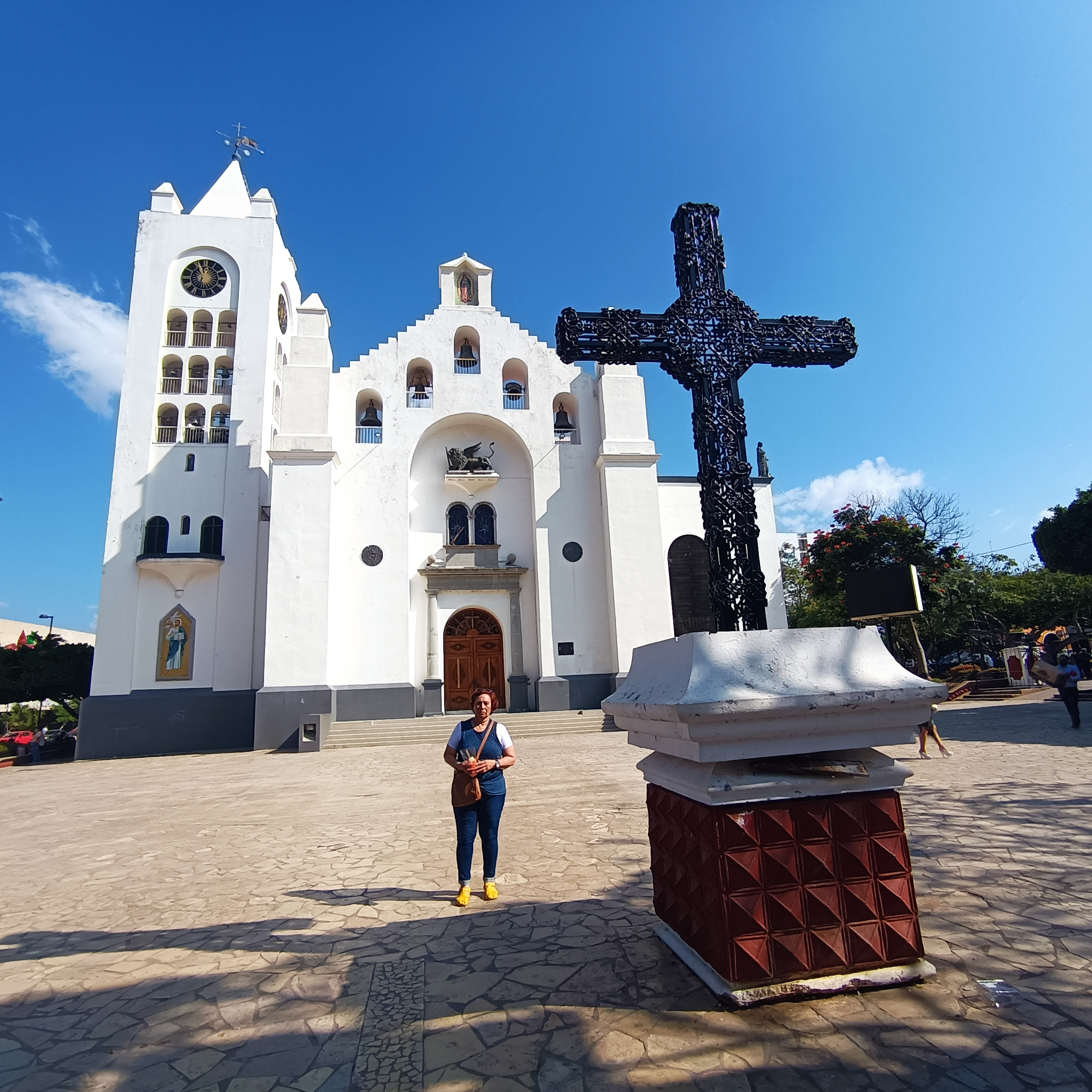 Mexico City-Tuxtla Gutierrez-main-image