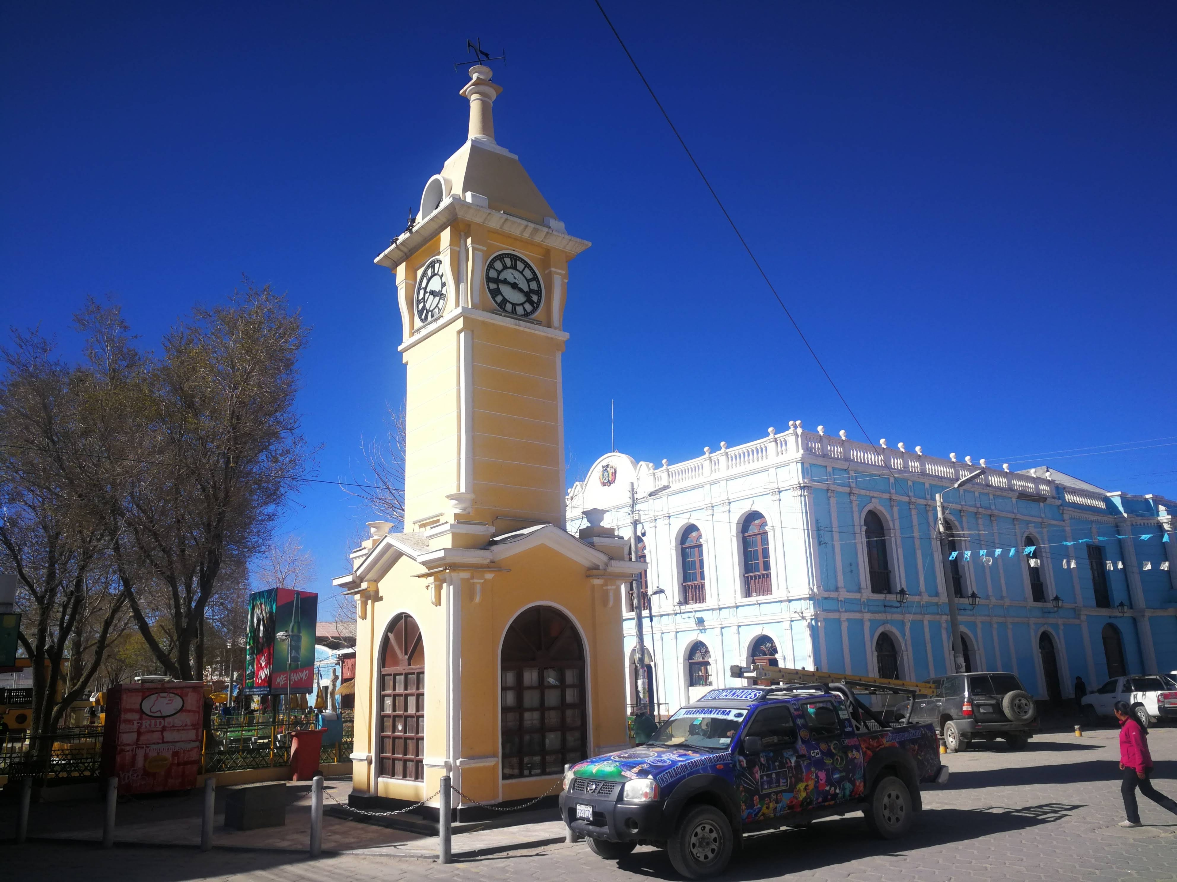Santa Cruz-Uyuni-main-image